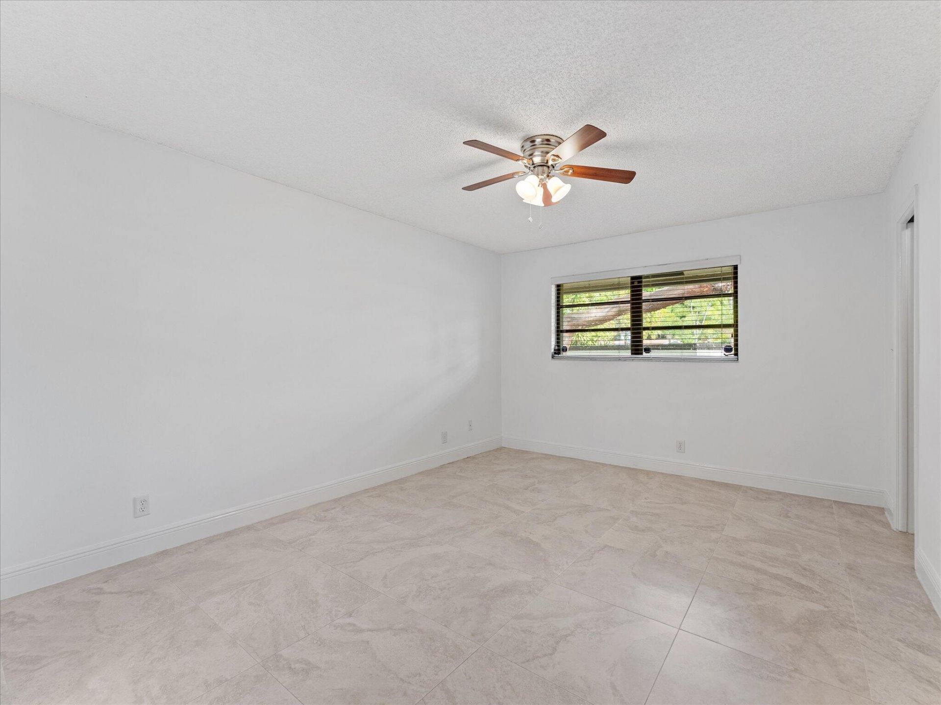 1821 NE 40th Court, Unit 305, Pompano Beach, FL 33064 Photo