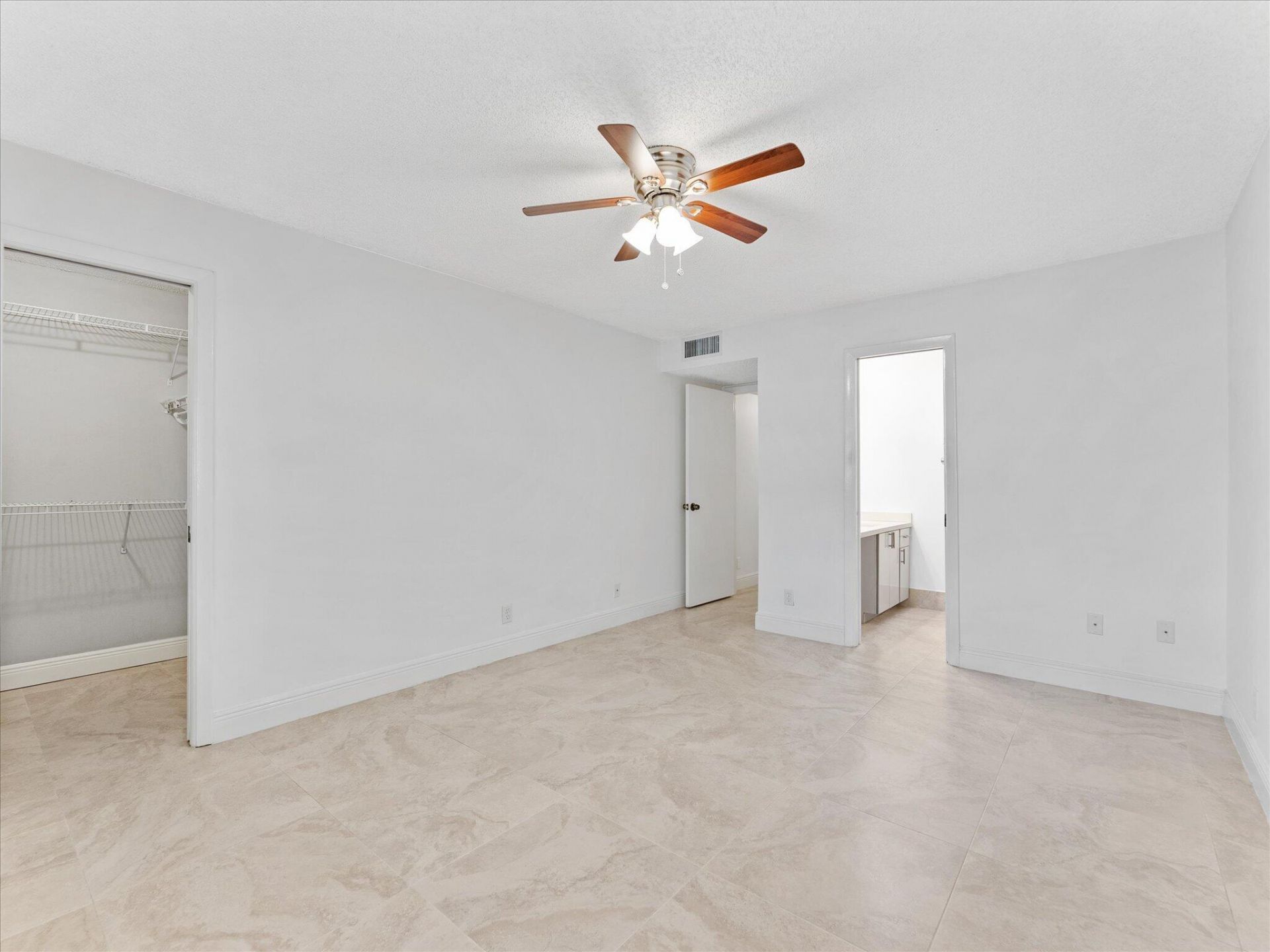 1821 NE 40th Court, Unit 305, Pompano Beach, FL 33064 Photo
