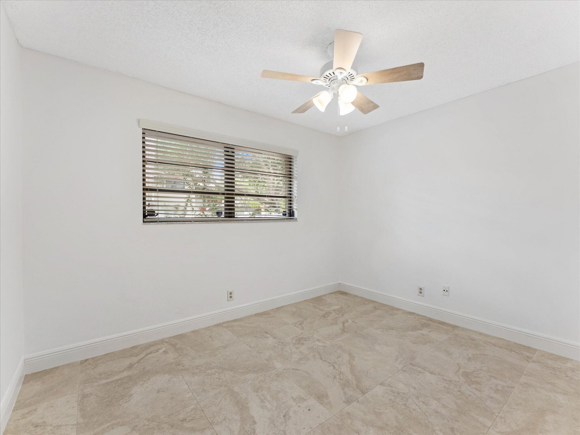 1821 NE 40th Court, Unit 305, Pompano Beach, FL 33064 Photo