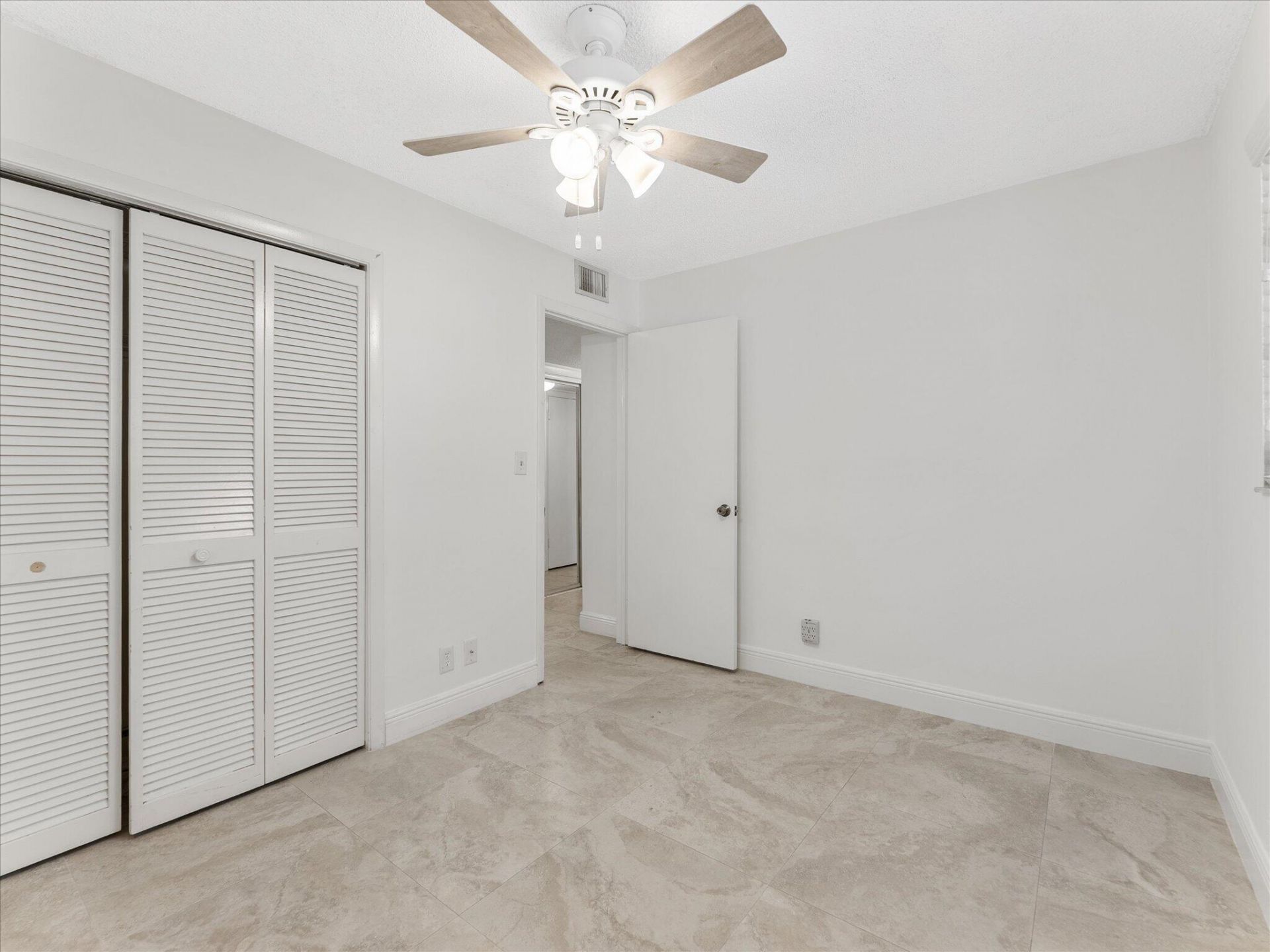 1821 NE 40th Court, Unit 305, Pompano Beach, FL 33064 Photo