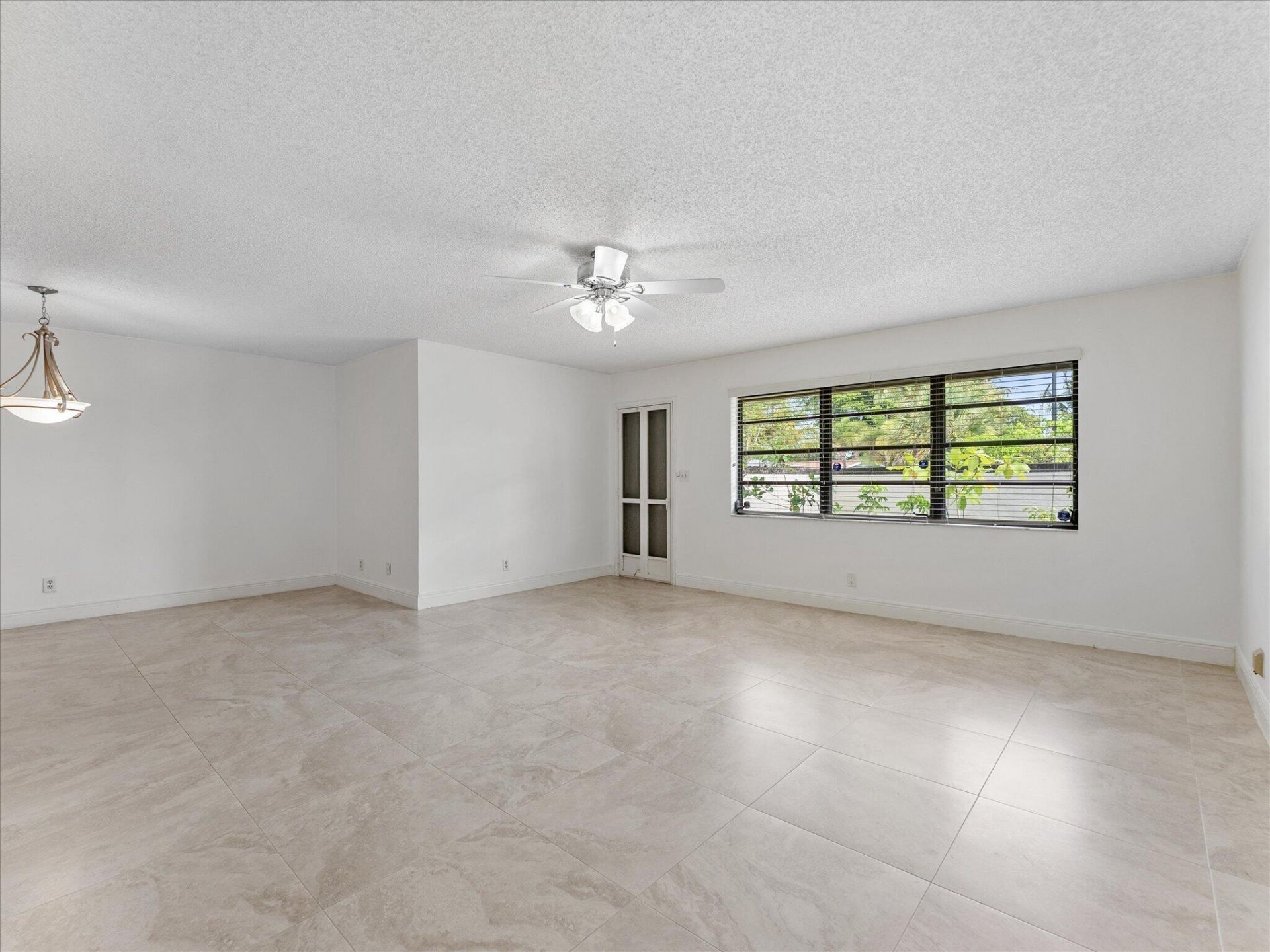 1821 NE 40th Court, Unit 305, Pompano Beach, FL 33064 Photo