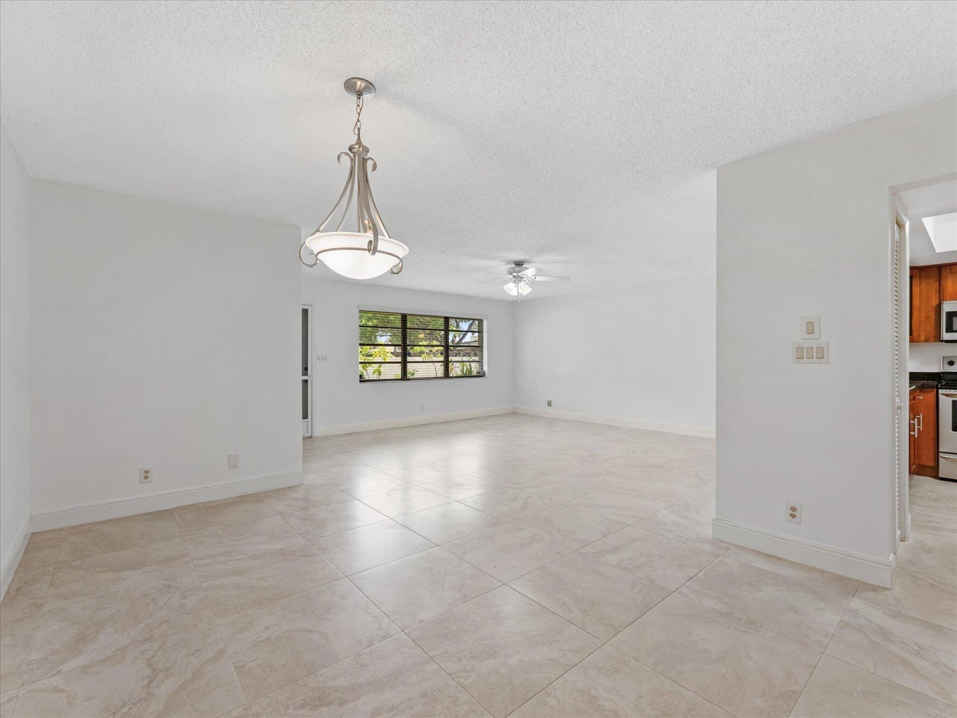 1821 NE 40th Court, Unit 305, Pompano Beach, FL 33064 Photo