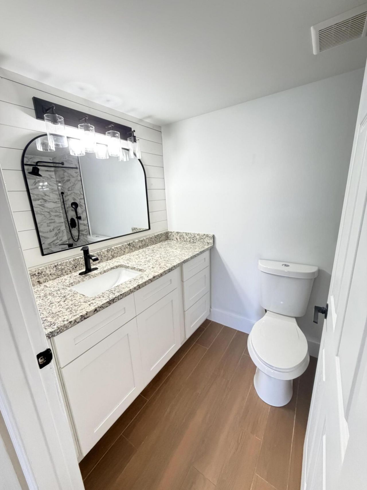 4195 Haverhill Road, Unit 305, West Palm Beach, FL 33417 Photo