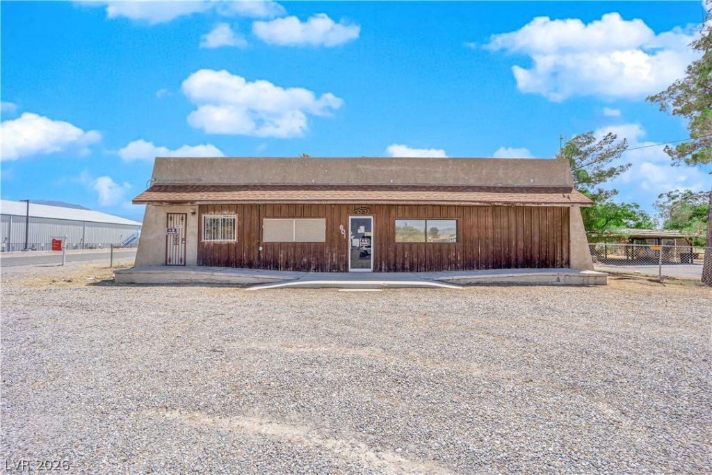 601 West Street , Pahrump, NV 89048