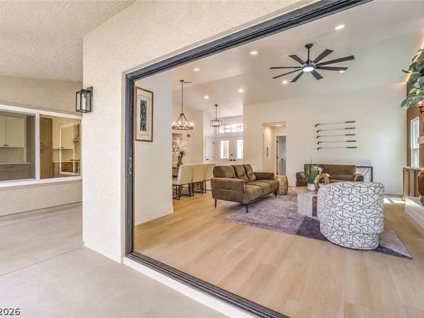 5001 Pacific Grove Drive, Las Vegas, NV 89130