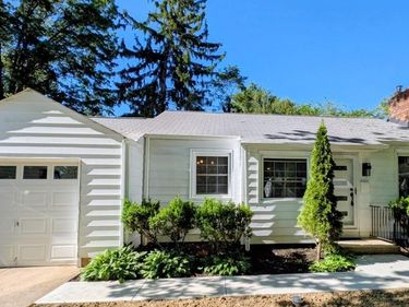 30 French Street, Berea, OH 44017