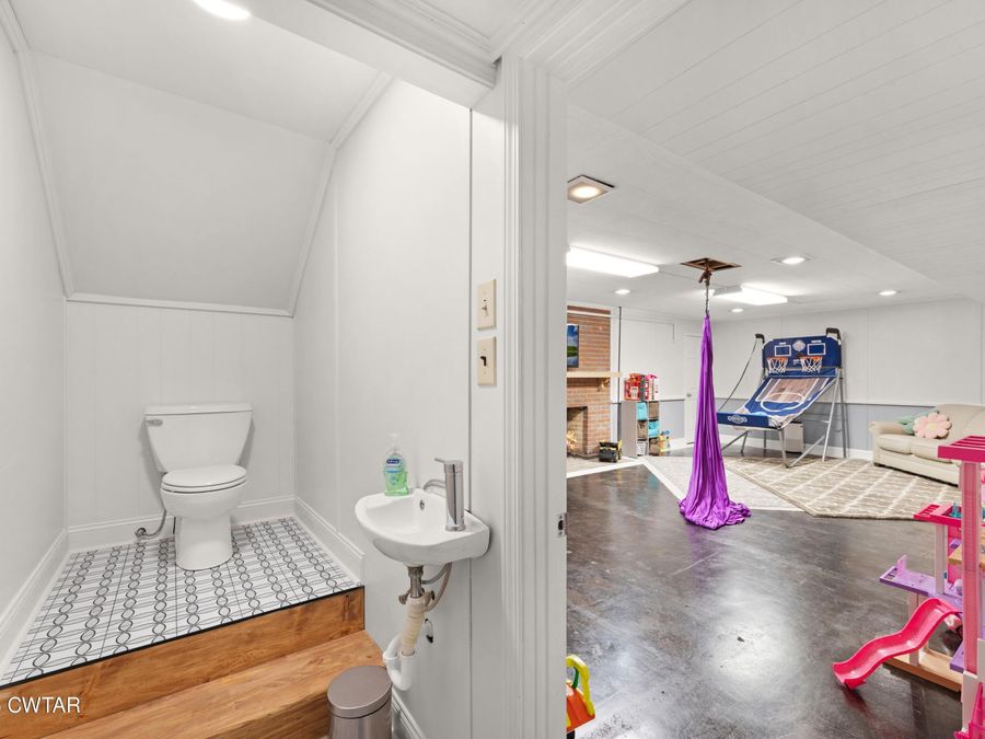 Property Image 38