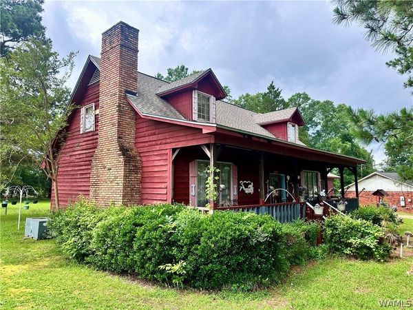 5751 25th Avenue E, Tuscaloosa, AL 35405