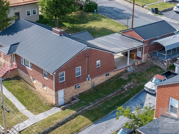 206 College Ave, Princeton, WV 24740