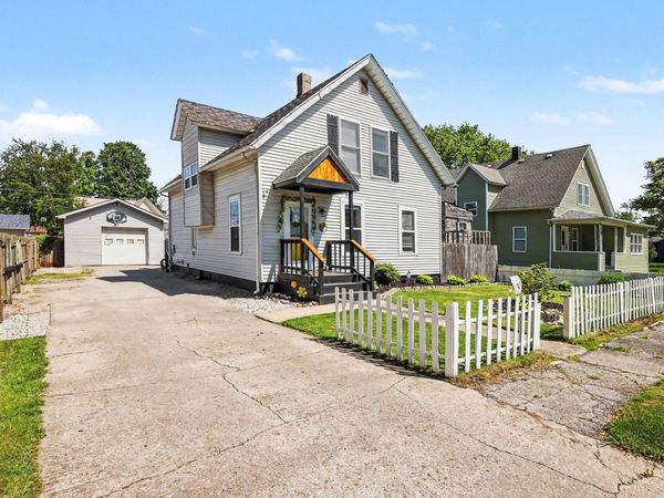 315 Oberreich Street , La Porte, IN 46350