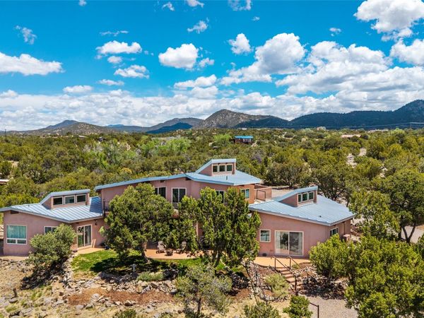 22 Sunlit Drive E, Santa Fe, NM 87508