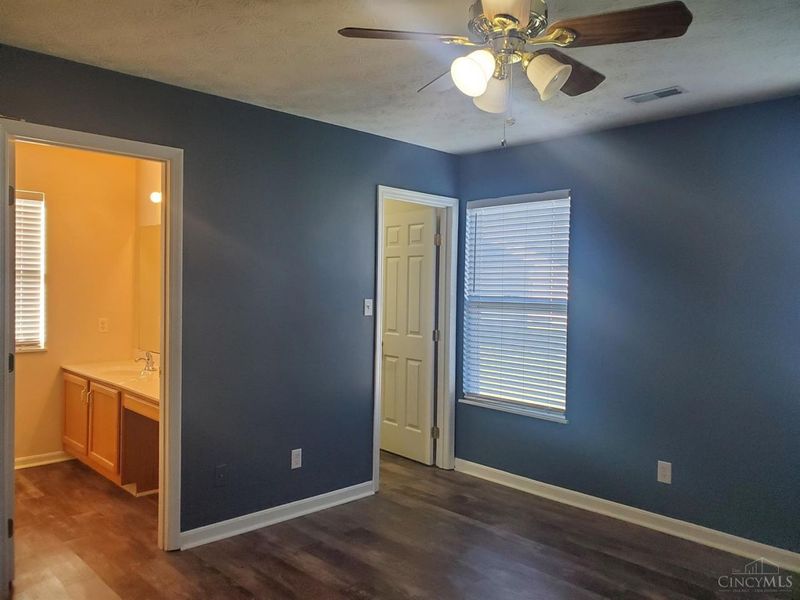 295 Keswick Drive, Monroe, OH 45050 Photo 5
