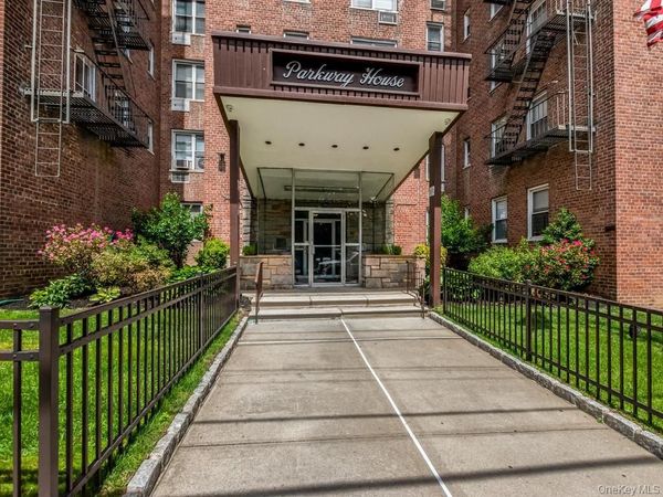 61 Bronx River Road , Unit 3B, Yonkers, NY 10704