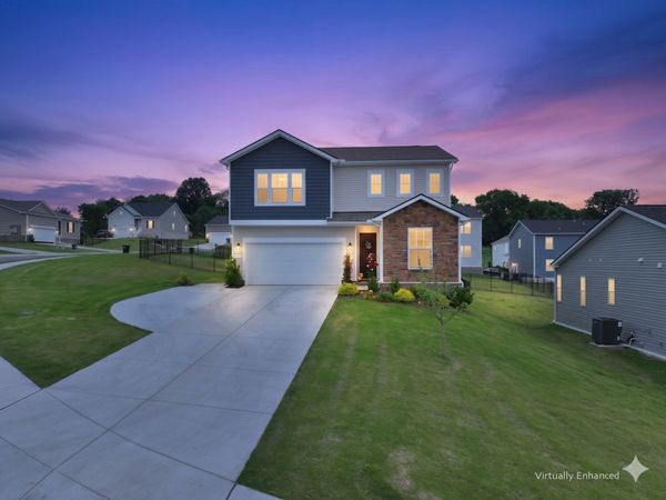 2982 Windstone Trl , Columbia, TN 38401