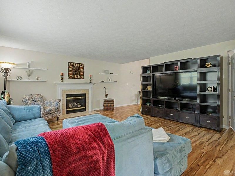 205 Sackett Drive, Monroe, OH 45050 Photo 5