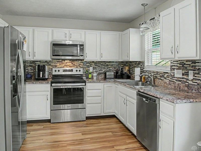 205 Sackett Drive, Monroe, OH 45050 Photo 9