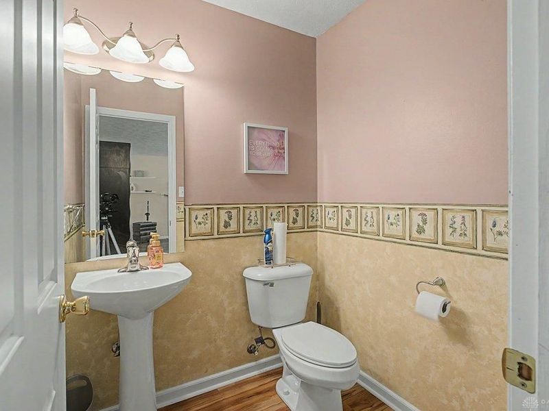 205 Sackett Drive, Monroe, OH 45050 Photo 9