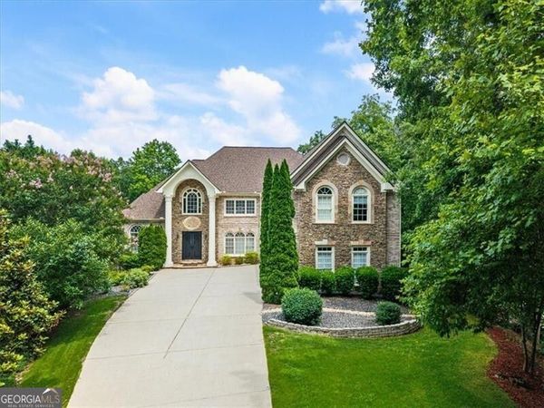 392 Lum Crowe Road, Roswell, GA 30075