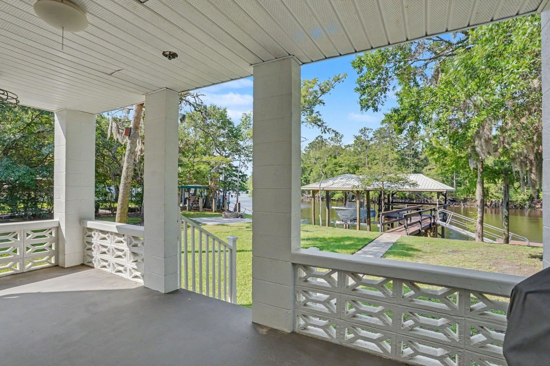 2015 Lees Landing Circle Photo 15