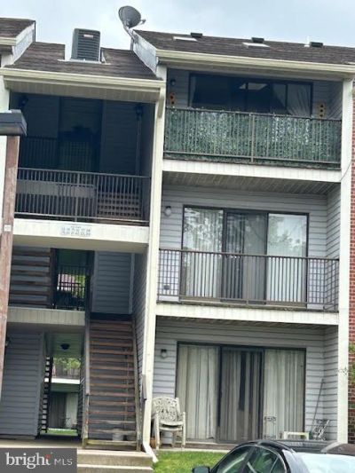 21 Kite Court, Lawrenceville, NJ 08648 Main Photo