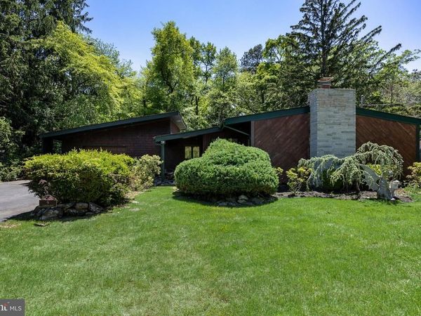 9 S LAKESIDE DRIVE W, MEDFORD, NJ 08055