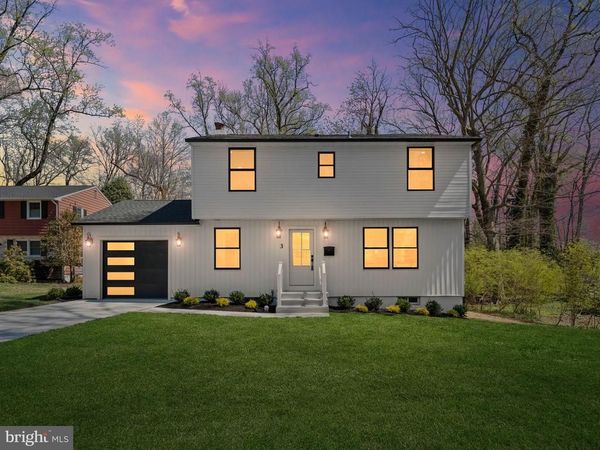 3 OVERBROOK CIRCLE , MOORESTOWN, NJ 08057