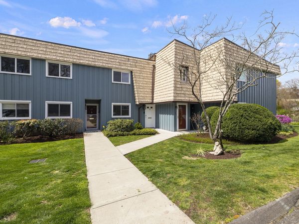 1153 Stratfield , Unit 1153, Fairfield, CT 06825