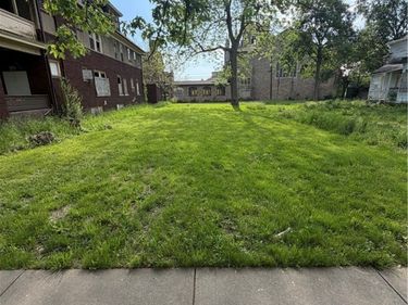 736 8th Street, Niagara Falls, NY 14301