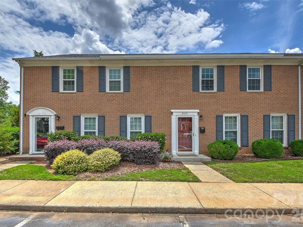 8333 Knights Bridge Road, Charlotte, NC 28210