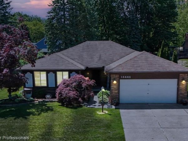 14446 Longview Drive, Sterling Heights, MI 48313
