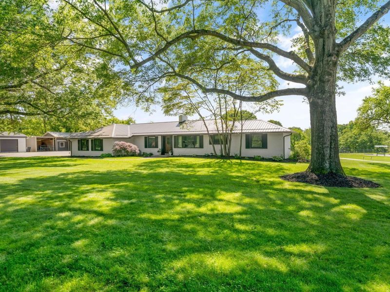 5516 Lancaster Road , Hebron, OH 43025 Photo 2
