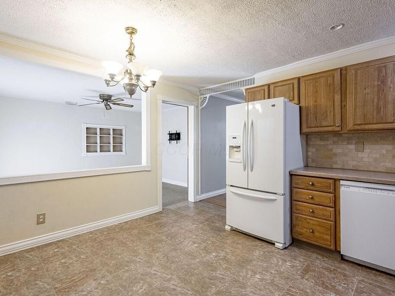 145 Ridgeview Court , Johnstown, OH 43031 Photo 2