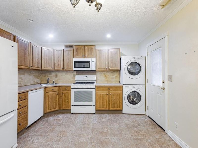 145 Ridgeview Court , Johnstown, OH 43031 Photo 6