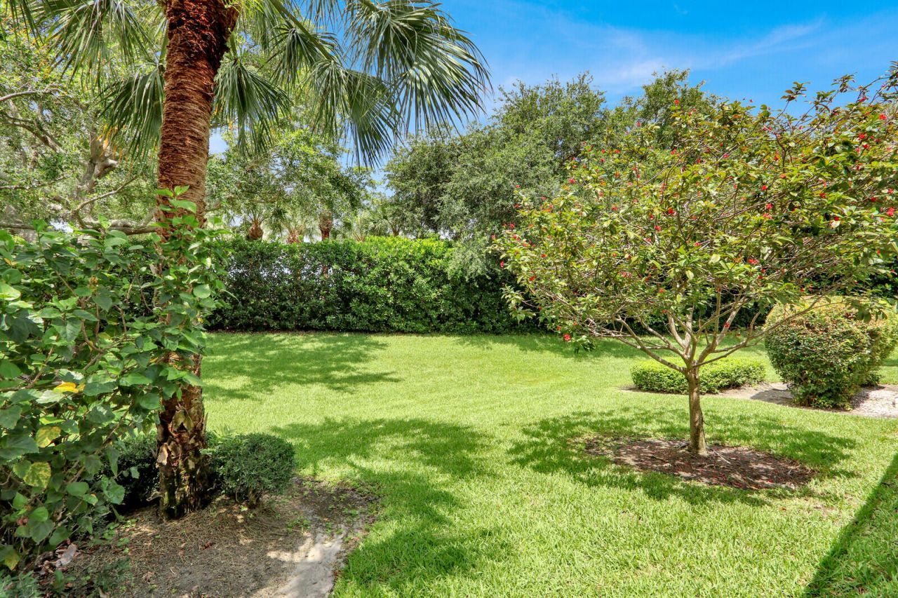 129 Euphrates Circle, Palm Beach Gardens, FL 33410 Photo