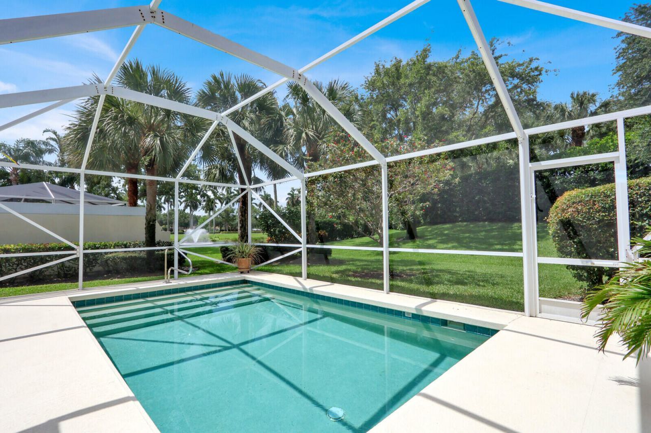 129 Euphrates Circle, Palm Beach Gardens, FL 33410 Photo