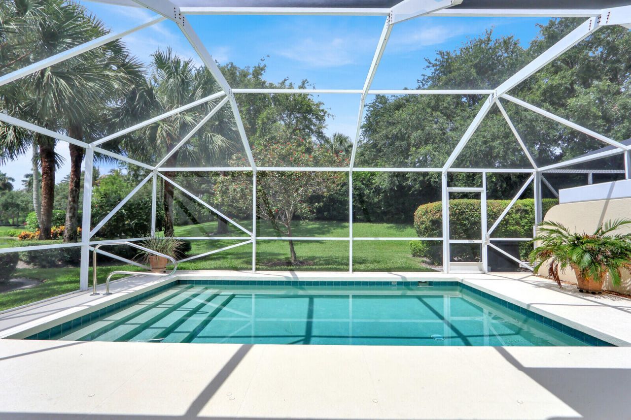 129 Euphrates Circle, Palm Beach Gardens, FL 33410 Photo
