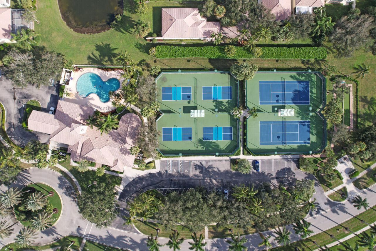 129 Euphrates Circle, Palm Beach Gardens, FL 33410 Photo