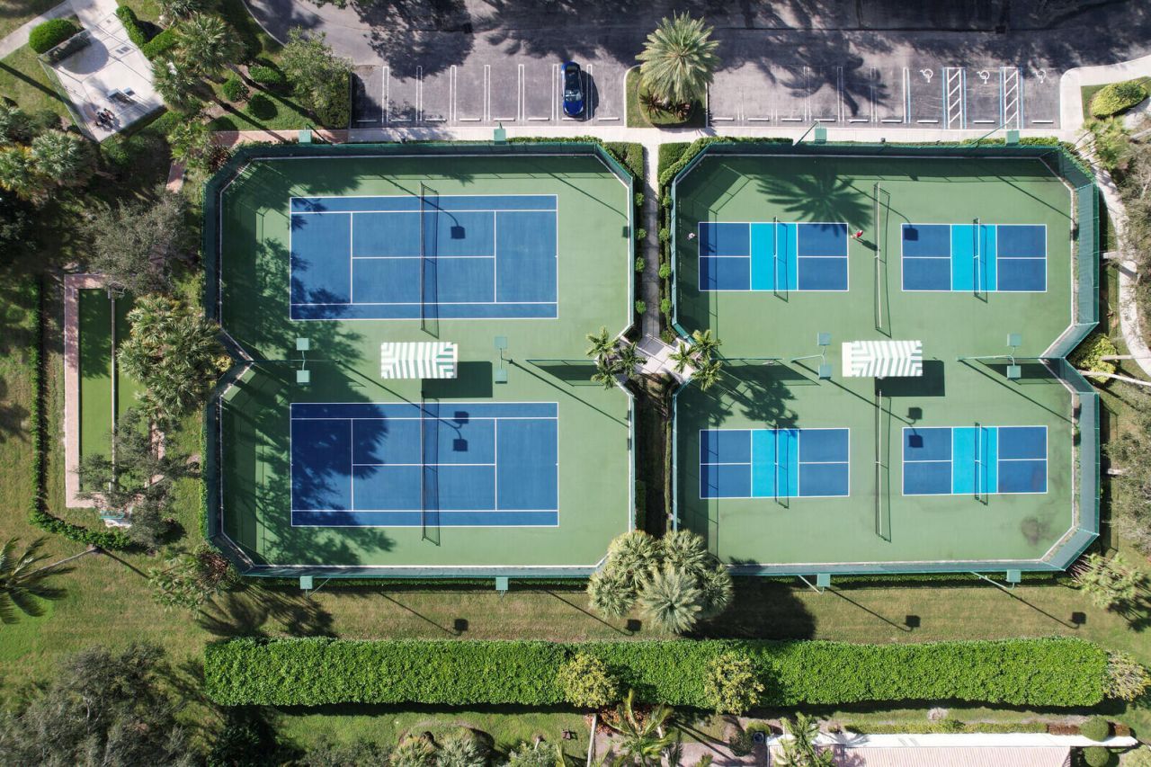 129 Euphrates Circle, Palm Beach Gardens, FL 33410 Photo