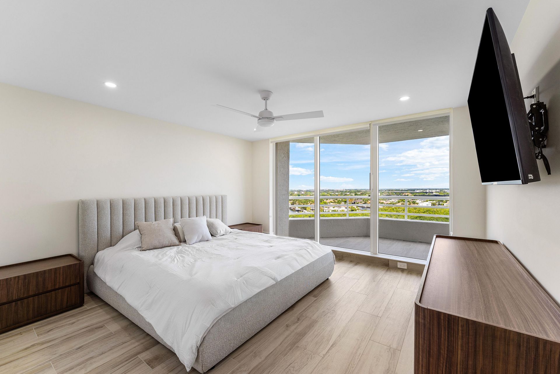 4201 Ocean Boulevard, Unit 1407, Boca Raton, FL 33431 Photo
