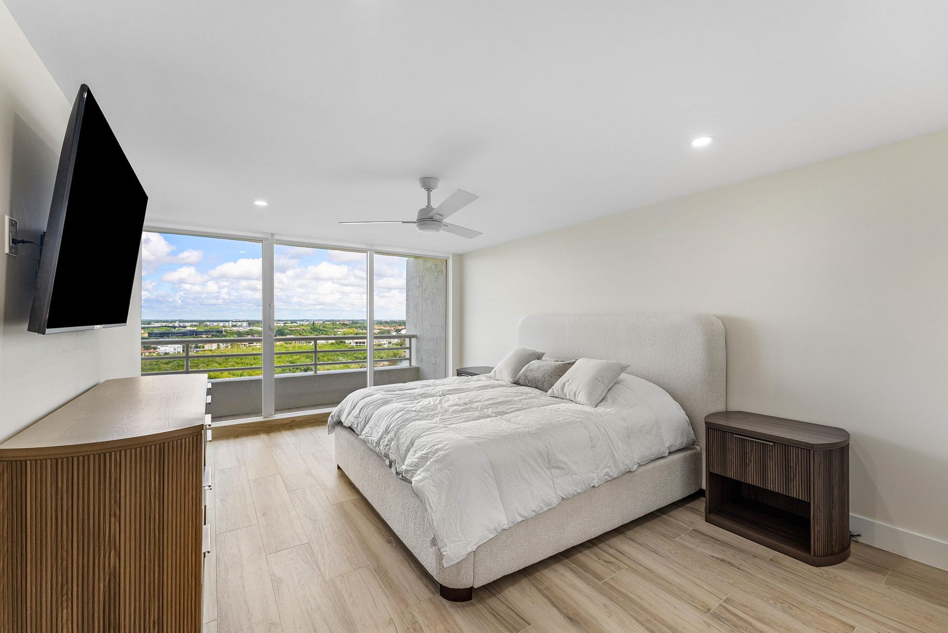 4201 Ocean Boulevard, Unit 1407, Boca Raton, FL 33431 Photo