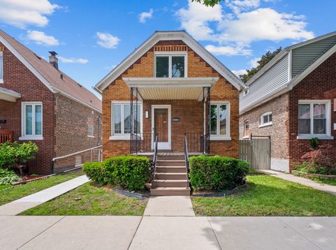 Main Photo