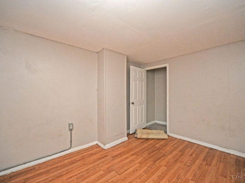 1899 Biegler Street, Cincinnati, OH 45214 Photo 16