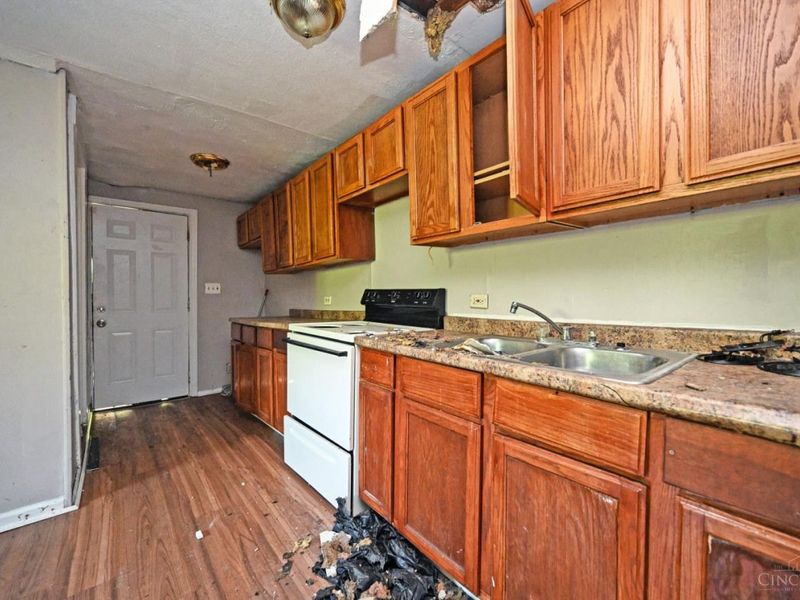 1899 Biegler Street, Cincinnati, OH 45214 Photo 7