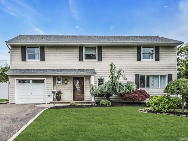 95 Rumford Road , Kings Park, NY 11754