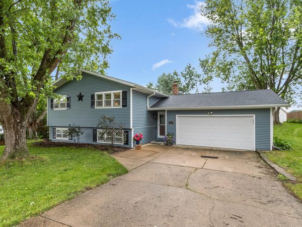 619 12th Avenue, New Glarus, WI 53574