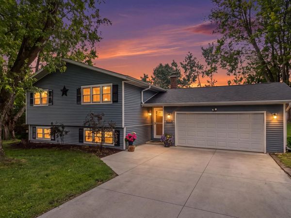 619 12th Avenue, New Glarus, WI 53574
