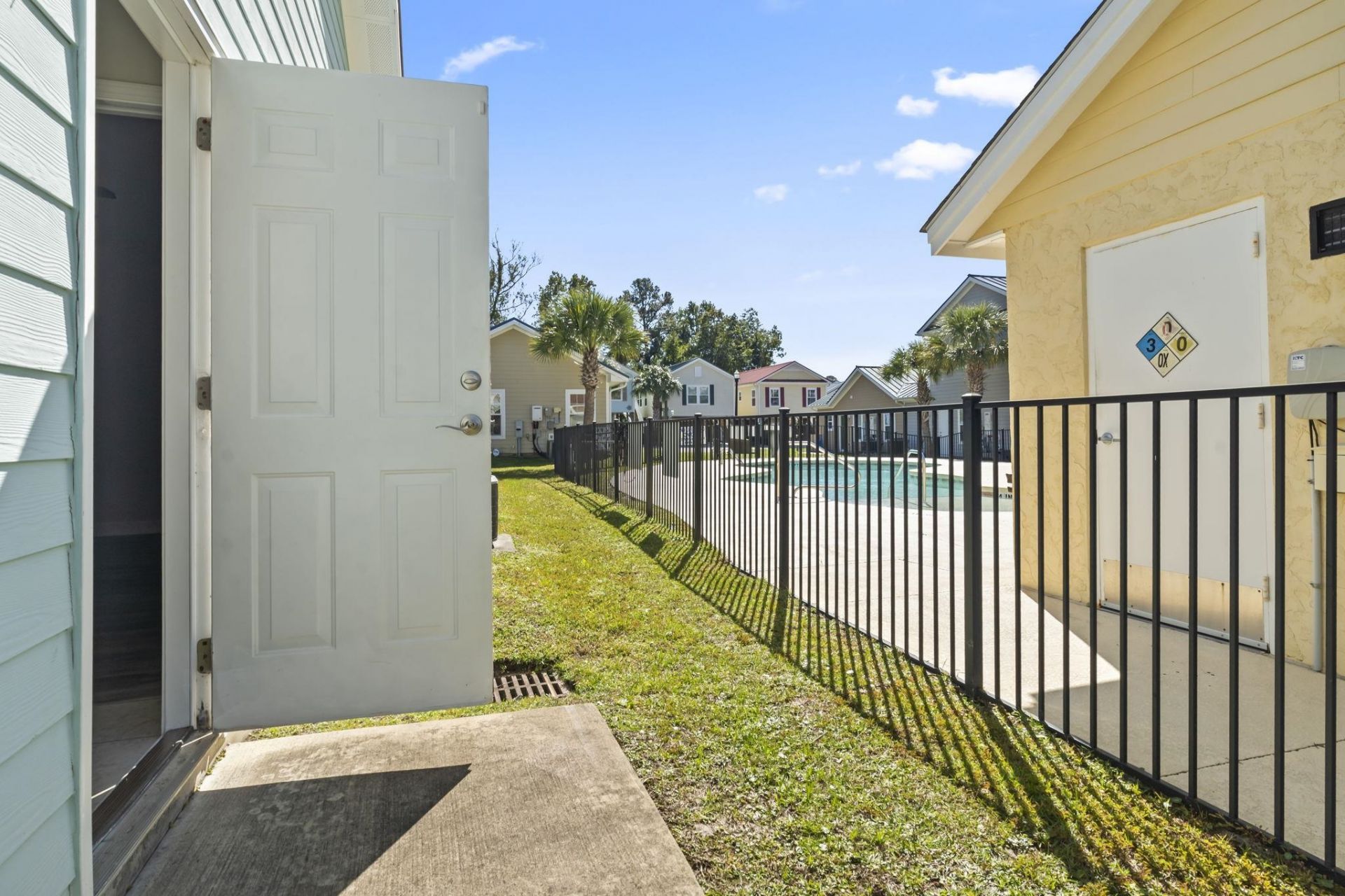 514 Vallecrosia Ct.  Photo 32