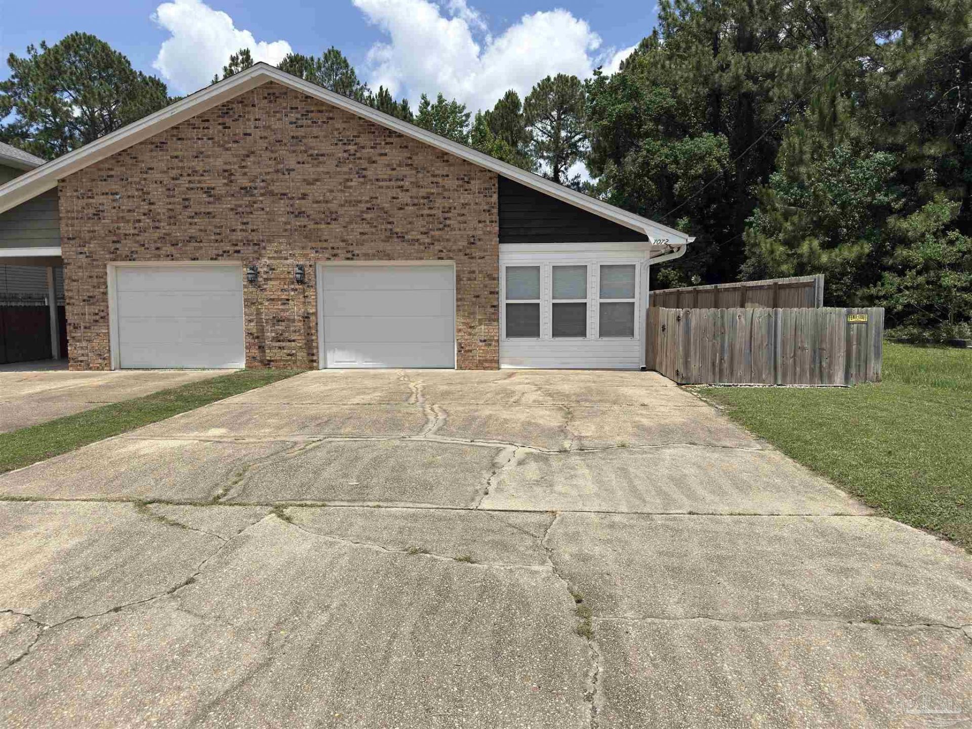 7072 Lake Joanne Dr, Pensacola, FL 32507 Main Photo