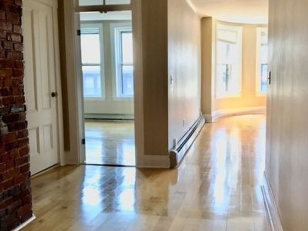 36 Hancock St, Unit 5A, Boston, MA 02114