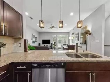 5711 Ross Avenue, Unit 9, Dallas, TX 75206